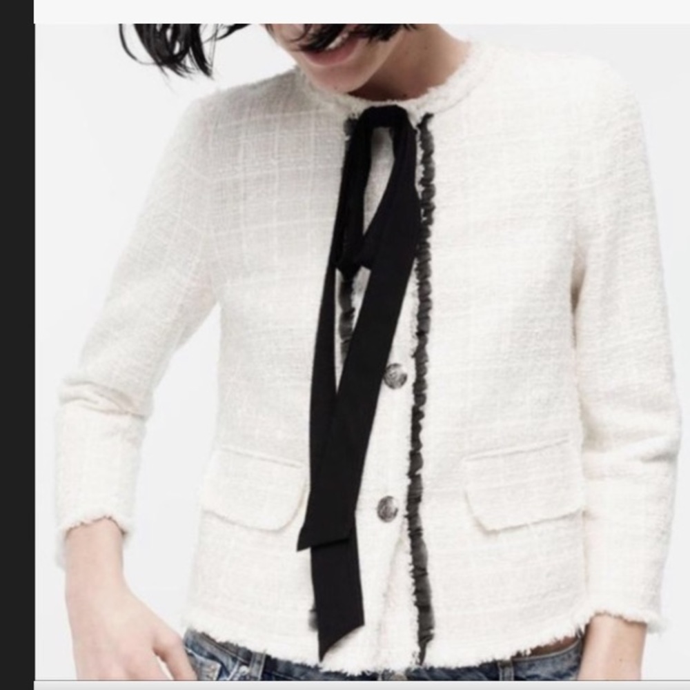Zara white tweed jacket blazer black bow size XS very Chanel like